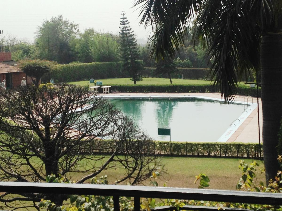 Hotel North Park ปัญจ์กุลา ภายนอก รูปภาพ