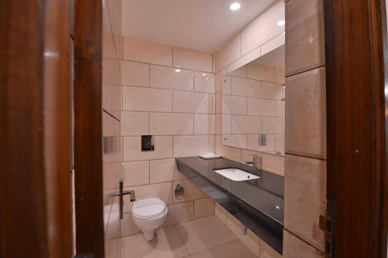 Hotel North Park ปัญจ์กุลา ภายนอก รูปภาพ